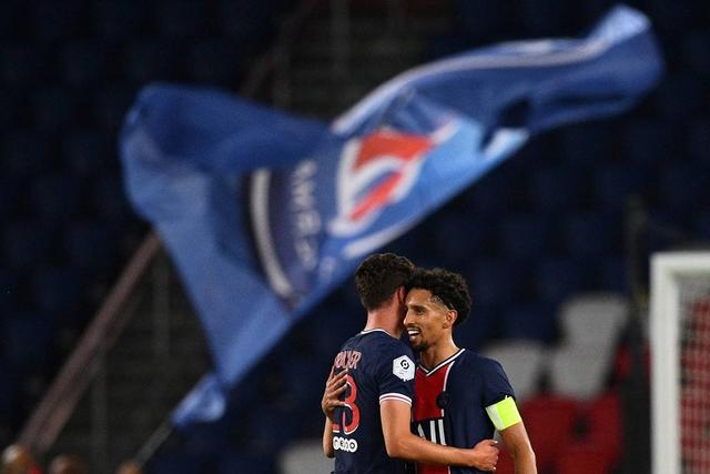 约基奇32+12+11掘金力克绿军 马刺无缘季后赛